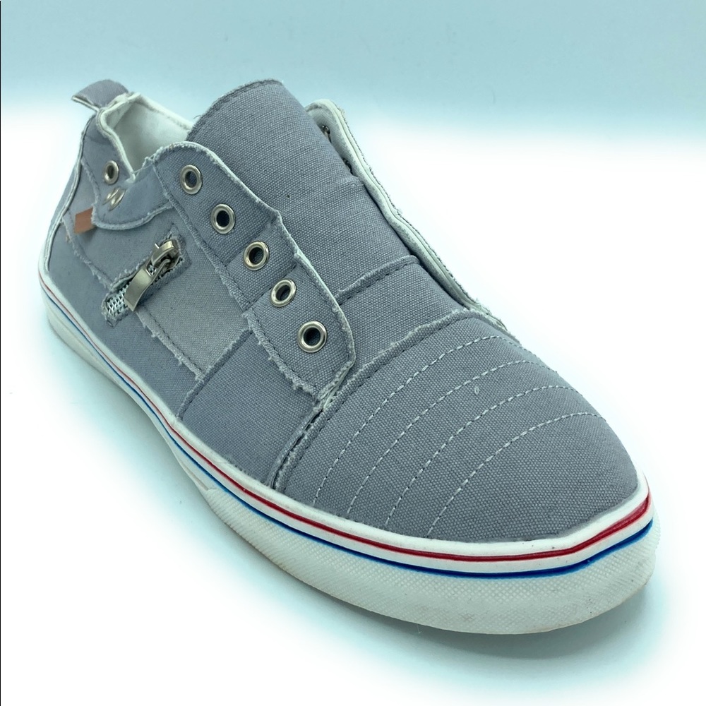 ROSY Womens Slip On Fashion Sneakers Size 9